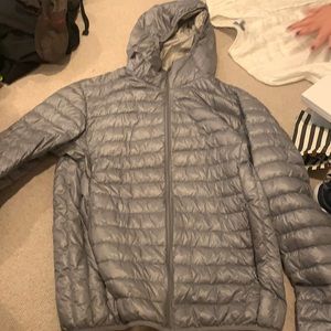 Uniqlo puffer jacket